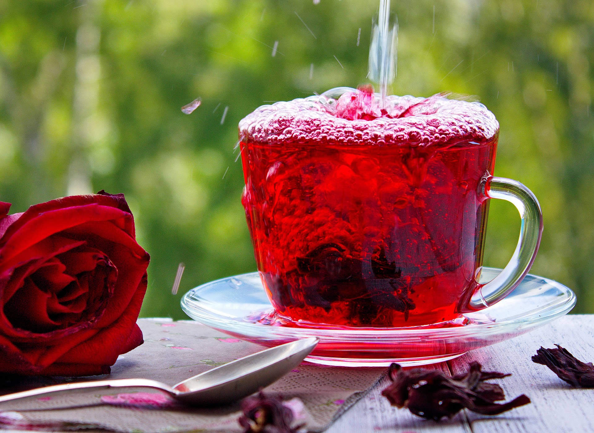 Health Benefits of Hibiscus Drink and Recipes